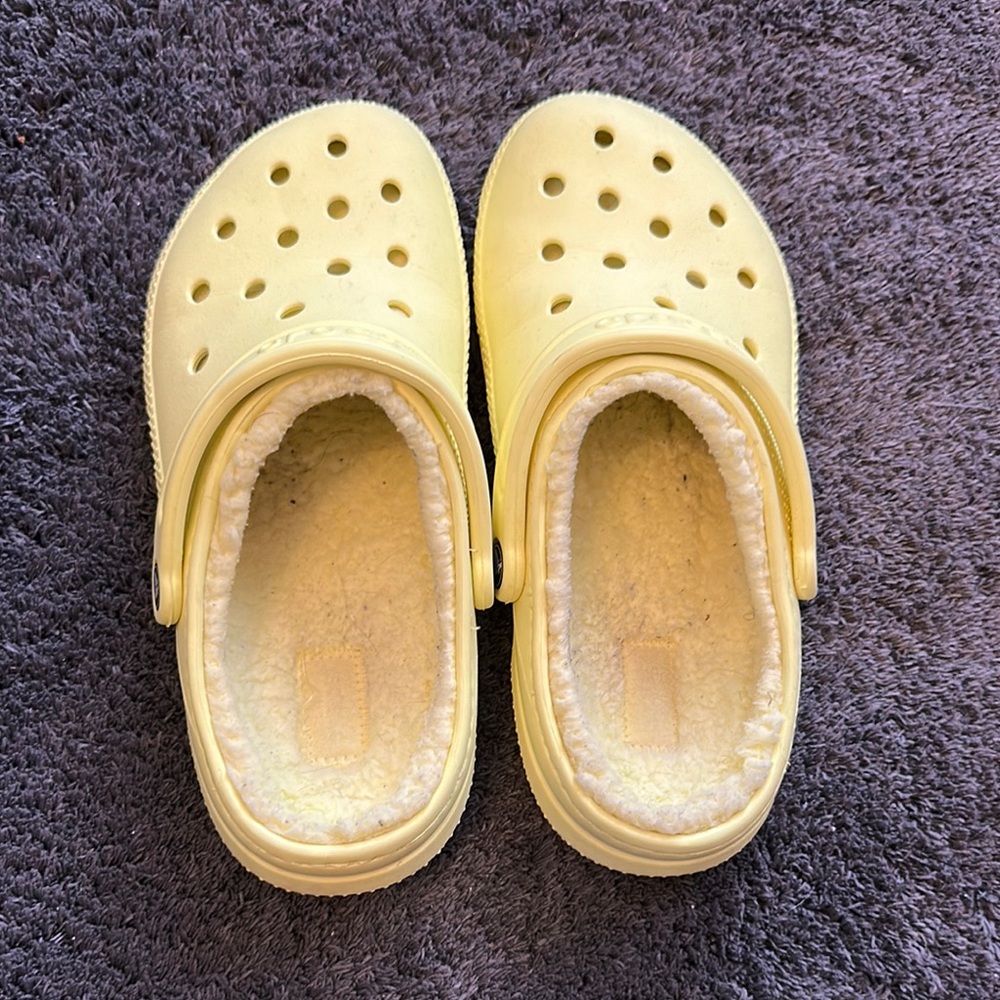 Women’s Yellow Clogs with Fleece Lining